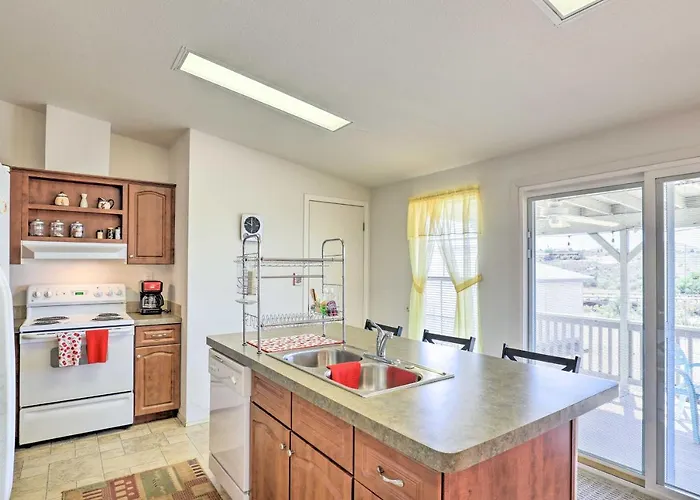 Quiet Retreat ~ 3 Mi To Historic Dtwn! Tombstone