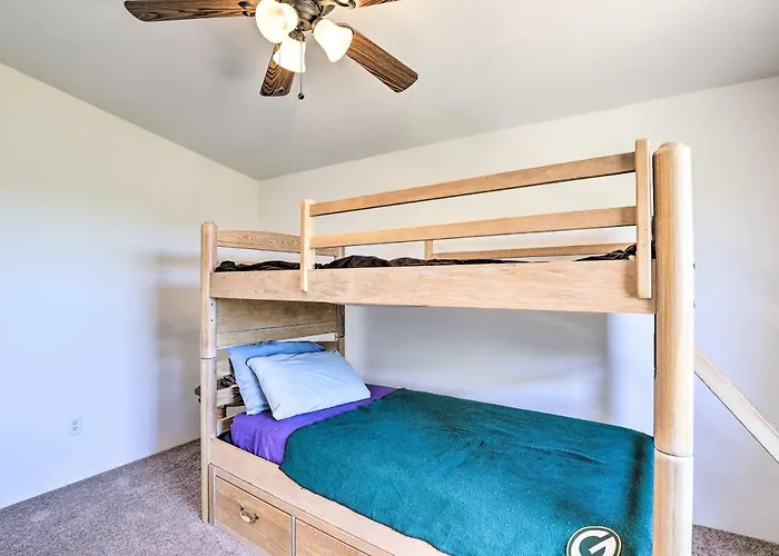 Holiday home Quiet Retreat ~ 3 Mi To Historic Dtwn! *