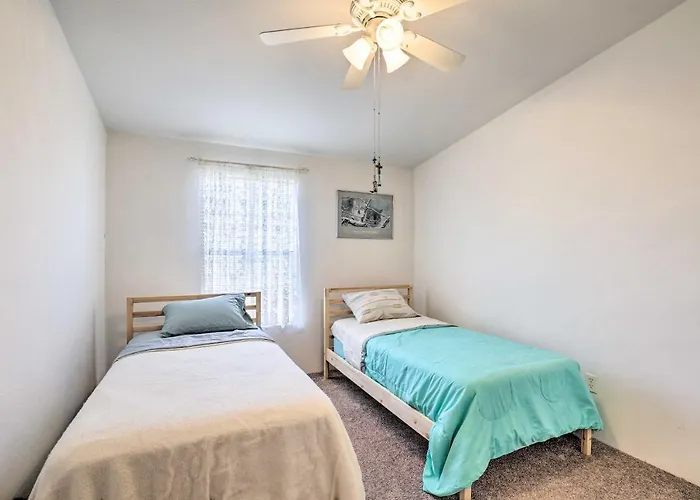 Holiday home Quiet Retreat ~ 3 Mi To Historic Dtwn! *