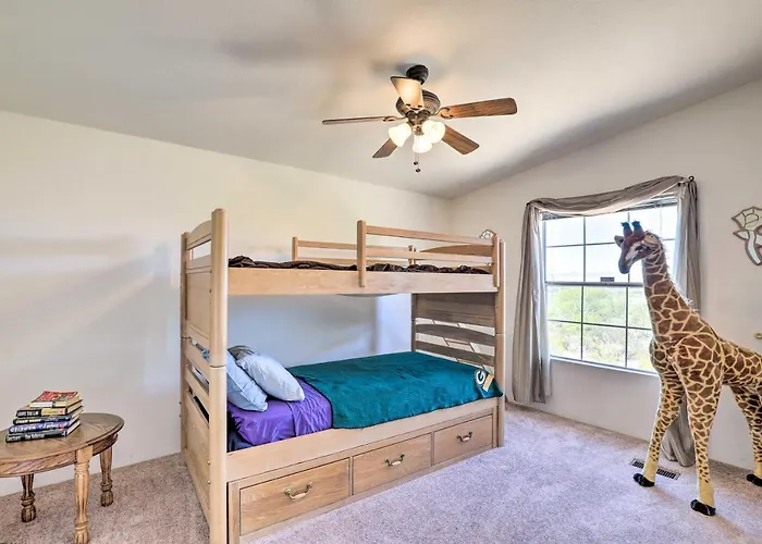 Quiet Retreat ~ 3 Mi To Historic Dtwn! *