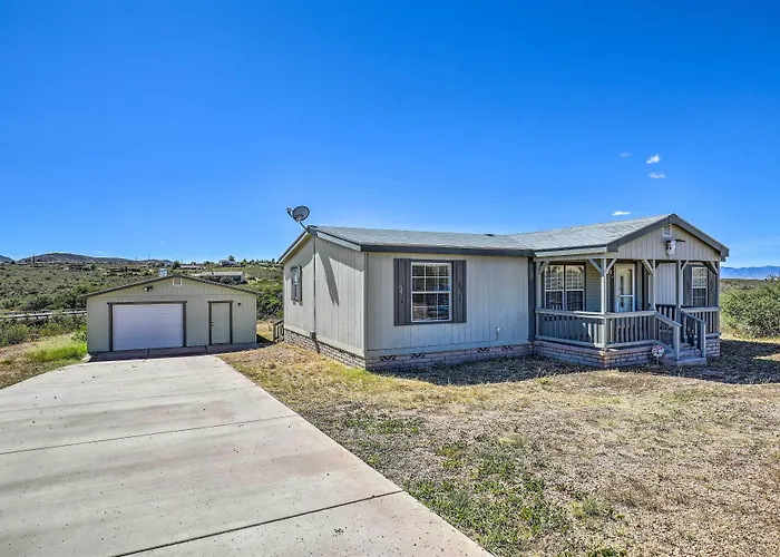 Quiet Retreat ~ 3 Mi To Historic Dtwn! *