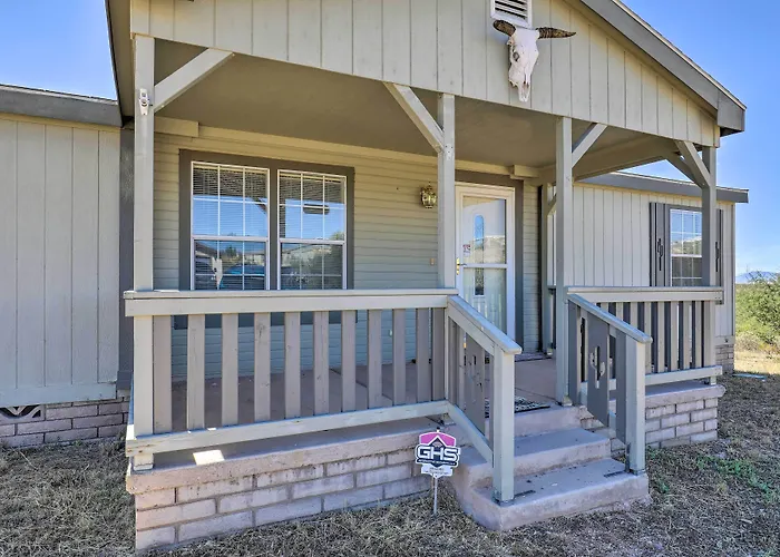 Quiet Retreat ~ 3 Mi To Historic Dtwn! Holiday home